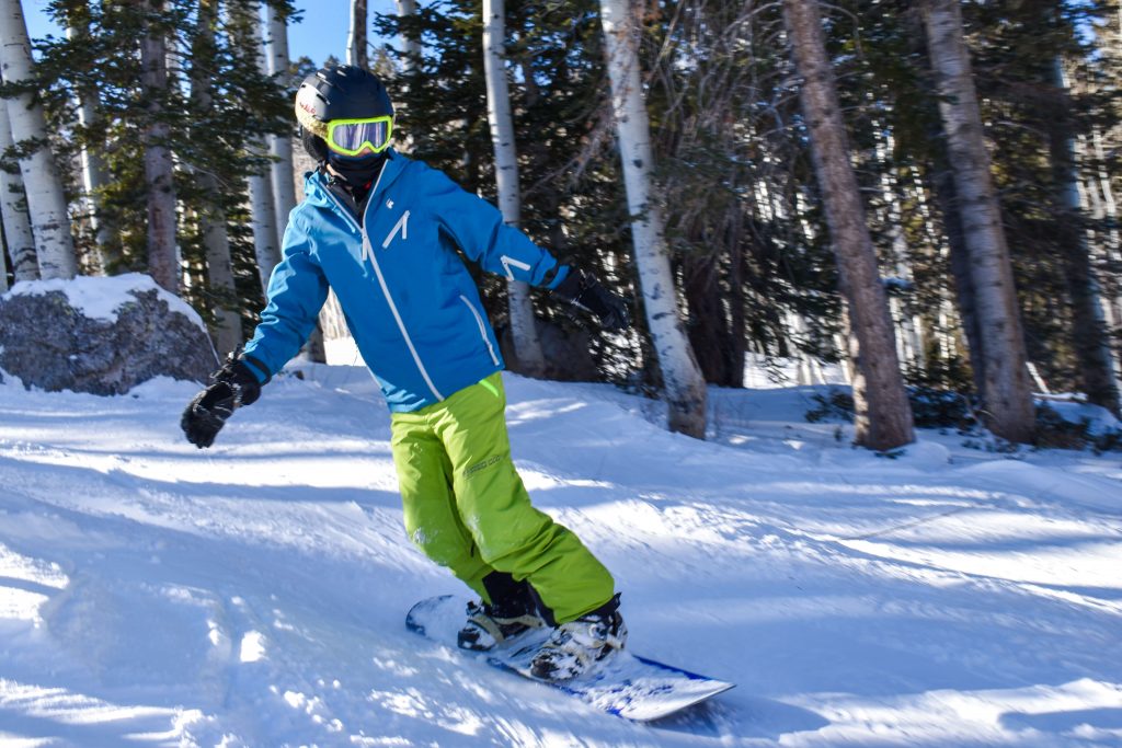 bra-och-bekvam-snowboardjacka-for-barn